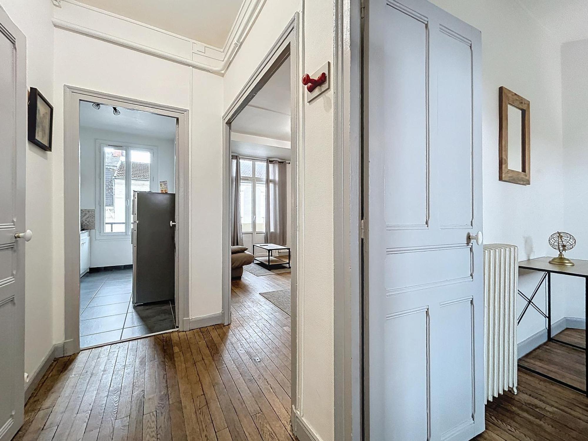 Le 3-F2 Centre Historique Apartment Montlucon Exterior photo